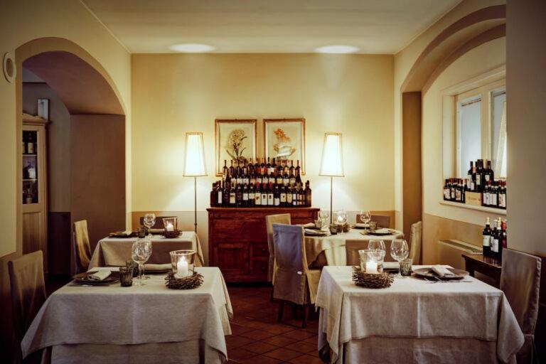 Albergo La Fontanella ซานกัสชาโน ดี บาญญี ภายนอก รูปภาพ